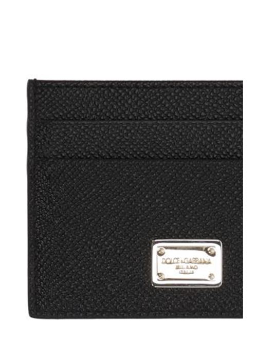 The calfskin credit card holder is precious and sophisticated. Dolce & Gabbana | BI0330A100180999